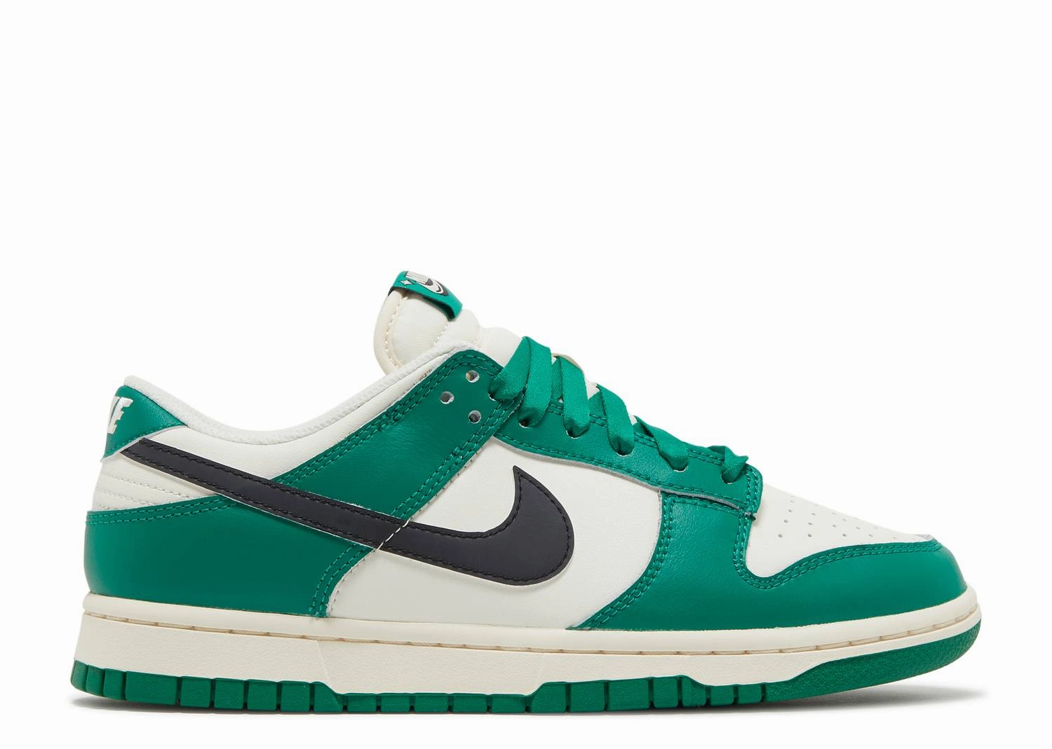 Active Movement Nike Dunk Low SE "Jackpot Malachite" (Wilmington Location)