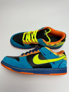 Nike SB Dunk Low 'Skate or Die' Comfort Lock Arch contour