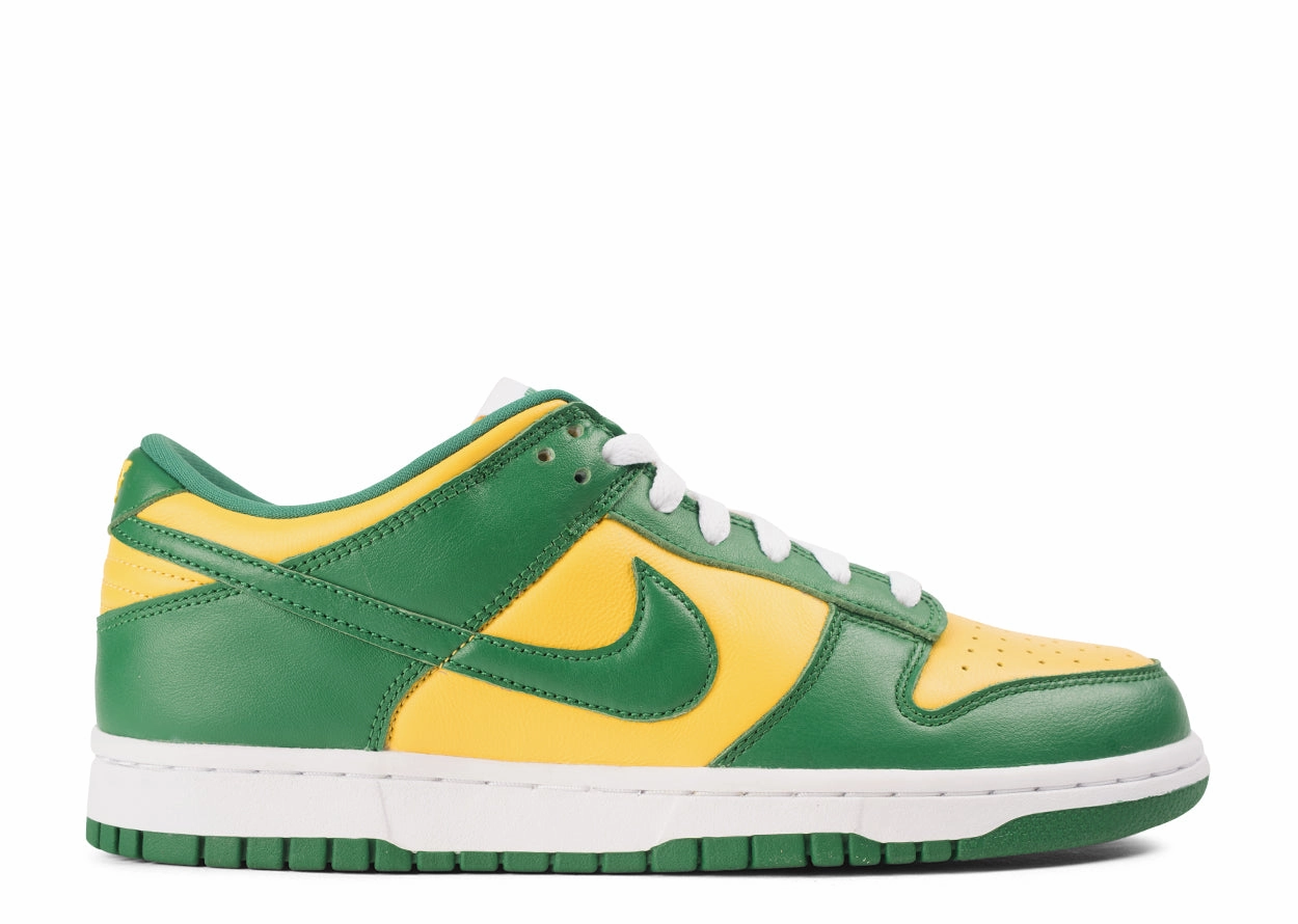 Dunk Low "Brazil" (2020) winter running shoe atmosphere evening run