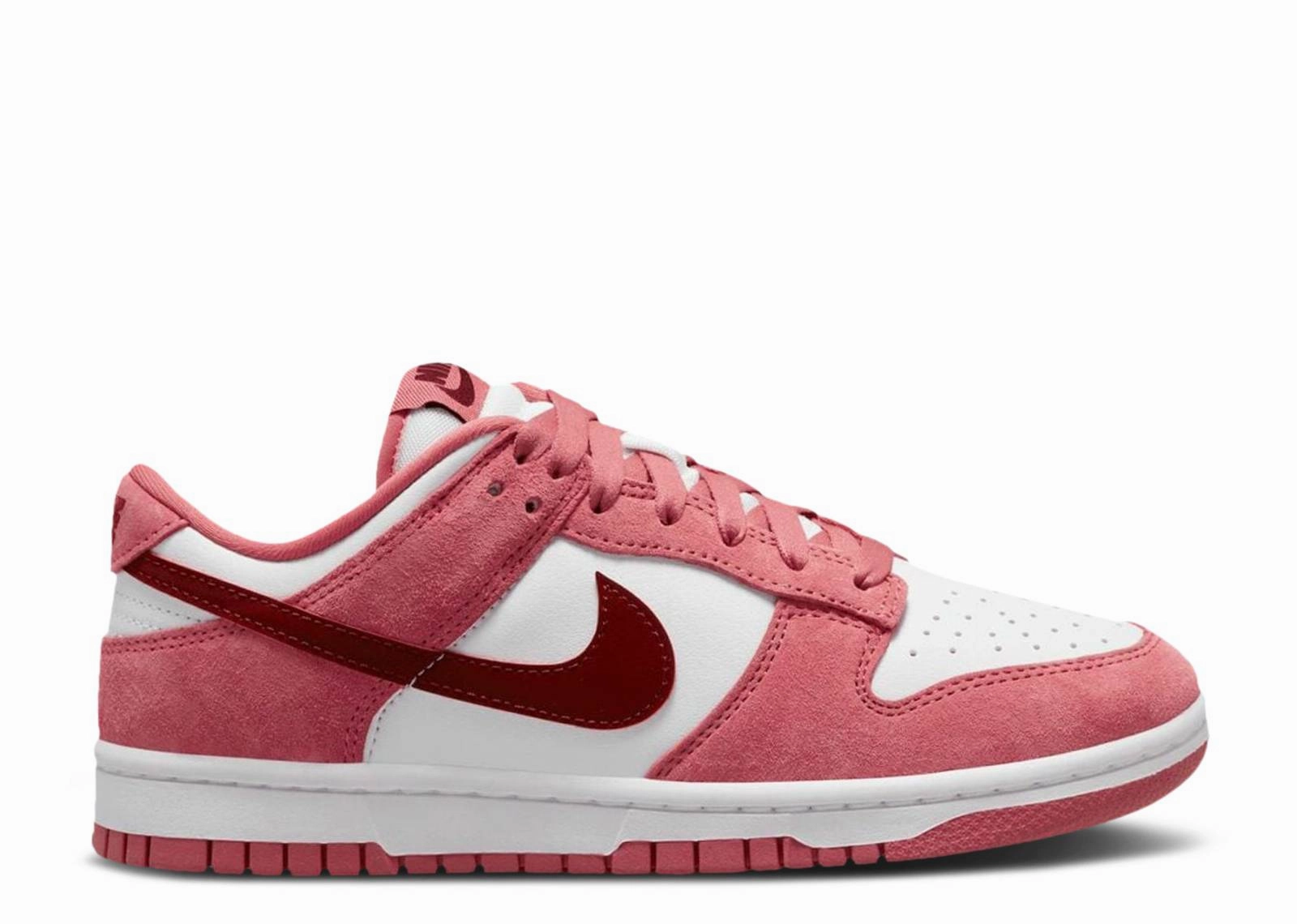 parkour shoes maximalist - style shoes Wmns Nike Dunk Low "Valentine's Day 2024" (Wilmington Location)