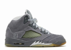 ventilation - enhanced shoes Jordan 5 Retro Wolf Grey (Preowned Size 13)