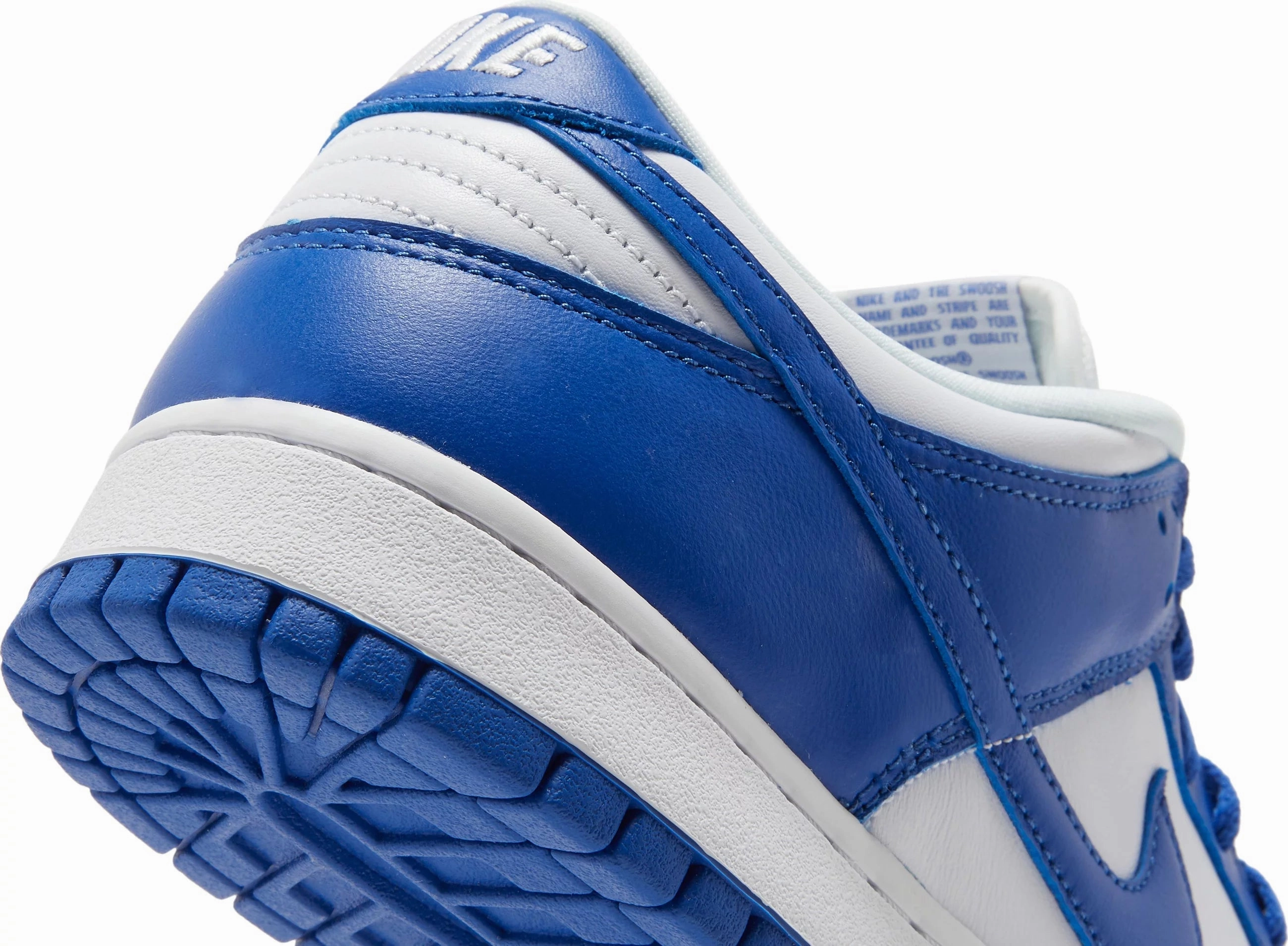 Nike Dunk Low SP Kentucky (2022) wide - toe - box - feature shoes