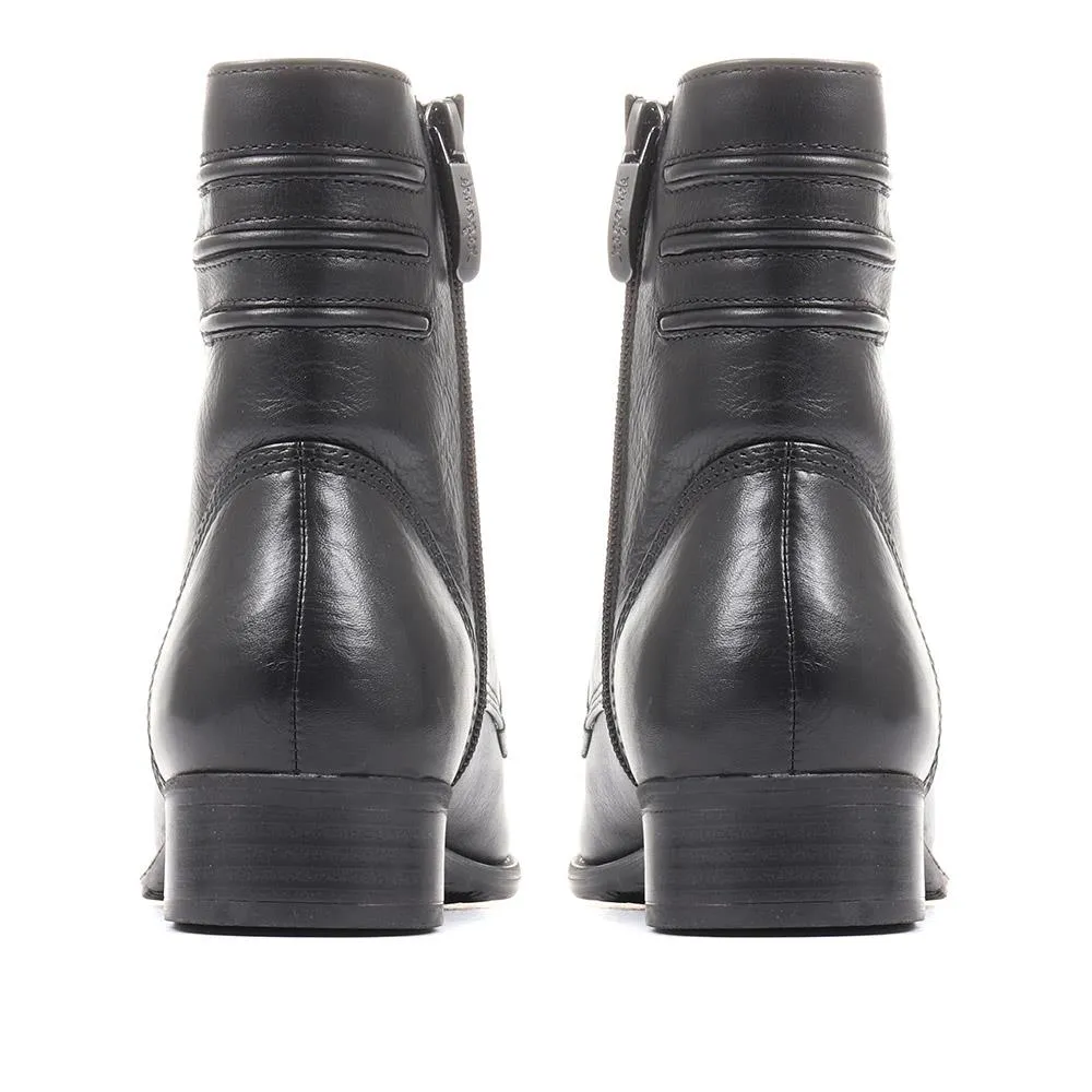 Sabina-03 Leather Ankle Boots - SINO36501 / 322 850