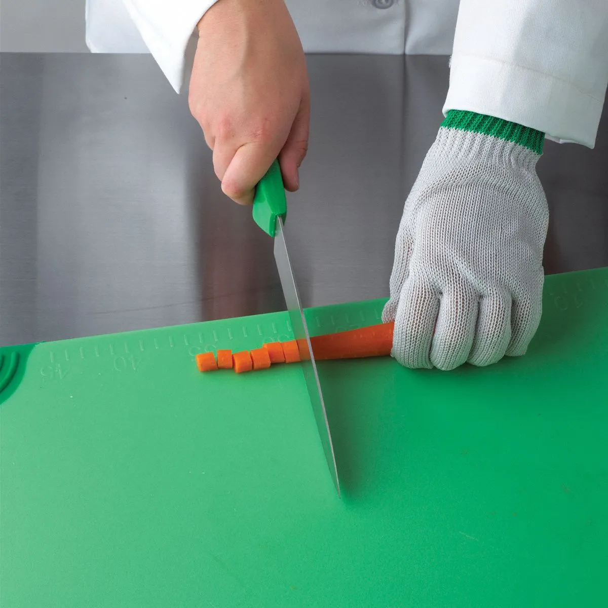 San Jamar Cutting Board, Co-Polymer, Green, 15" Length, 20" Width, 1/2" Thickness - CBG152012GN