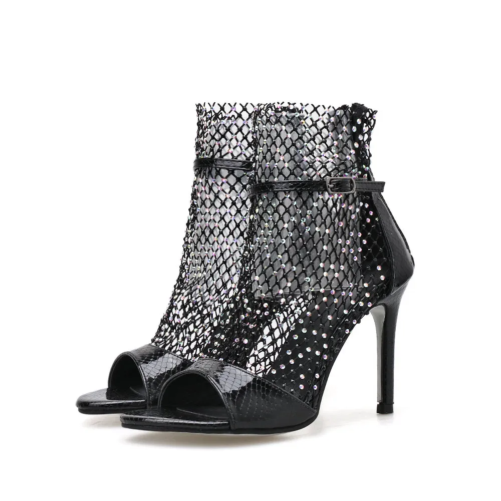 Scaevola Hollow-out Ankle Boots