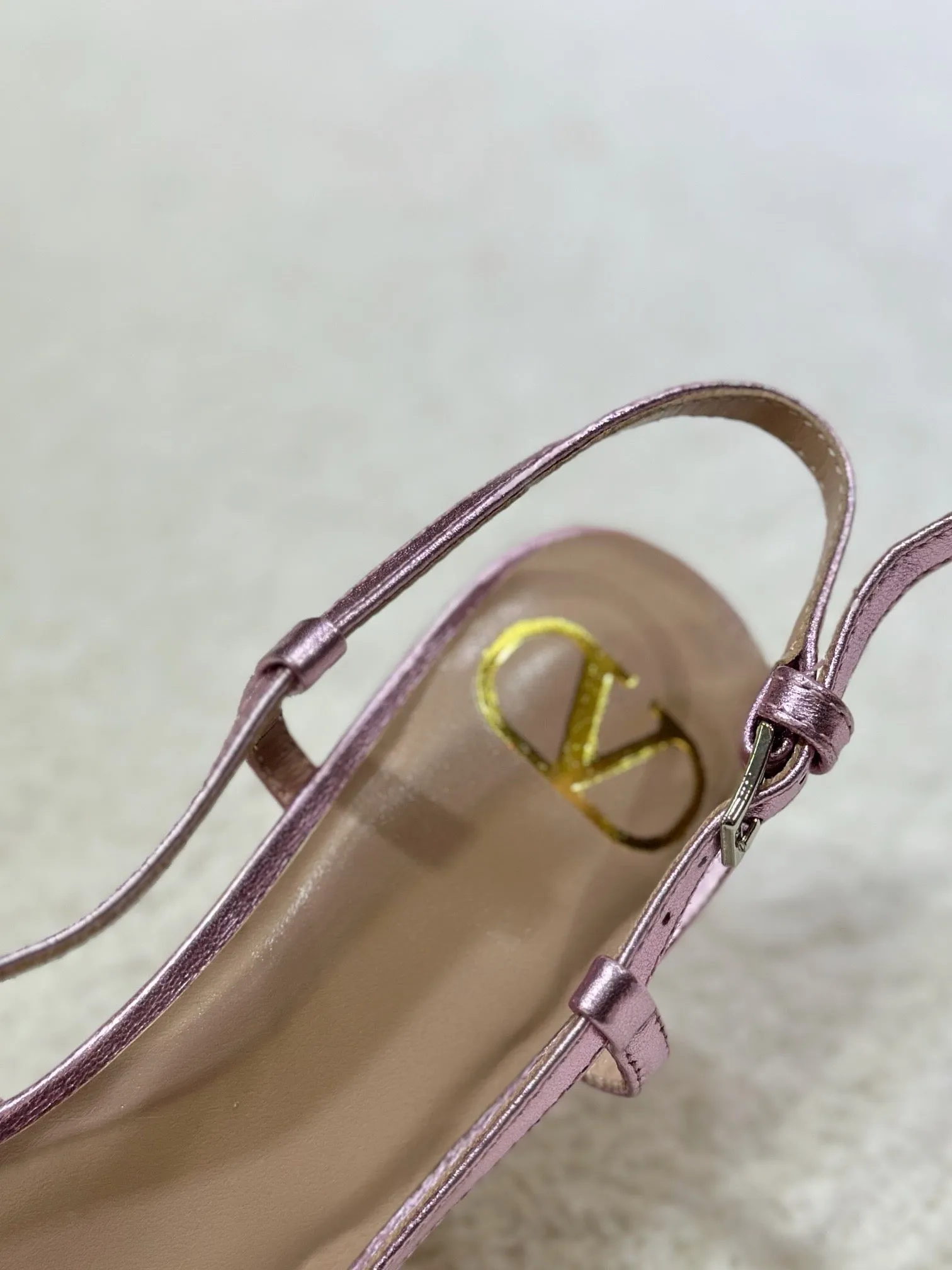 SE1538 VLOGO SIGNATURE SLINGBACK PUMP / Size5-10