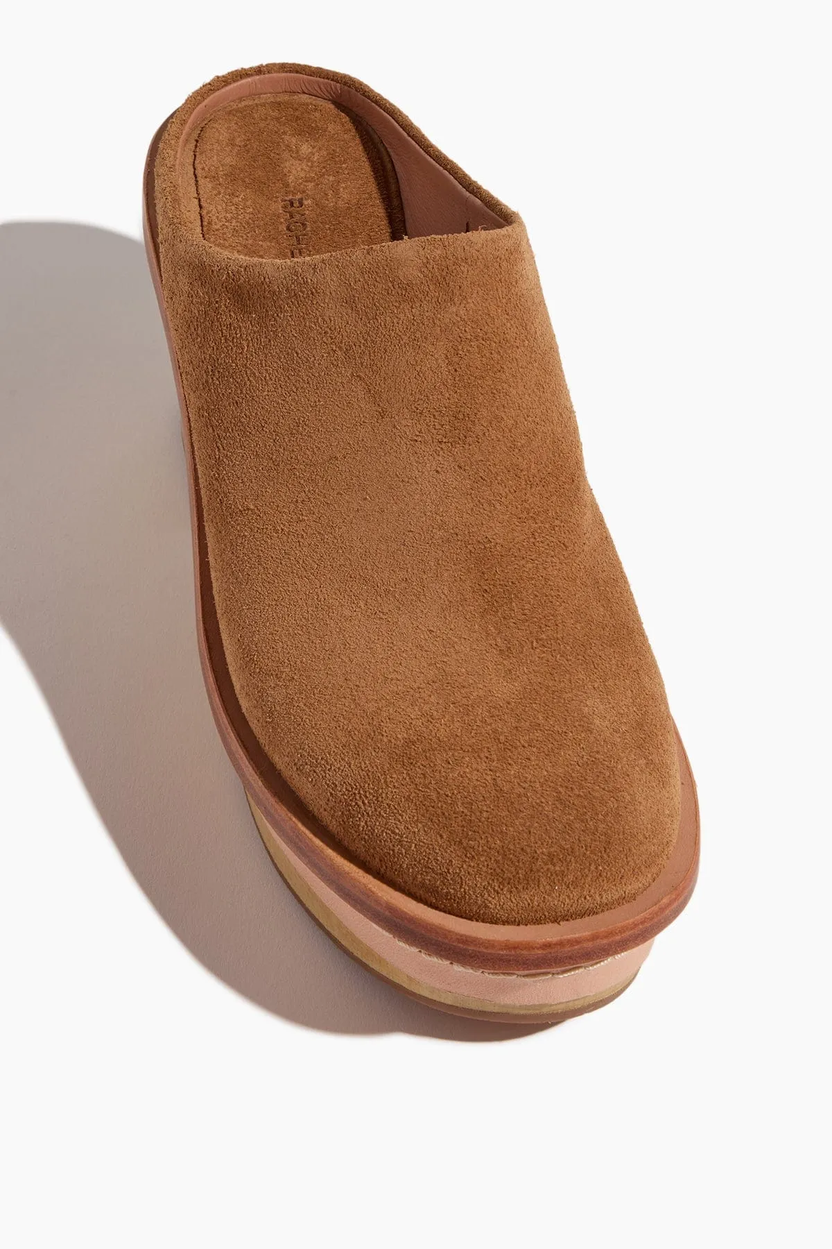 Sesley Clog in Latte
