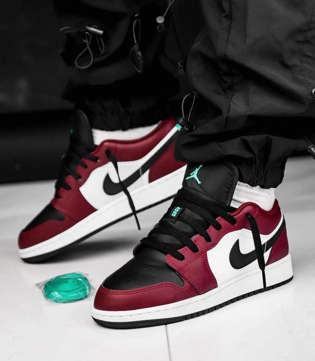 All-day lining Low Profile Drop Jordan 1 Low Dark Beetroot Black Roman Gree