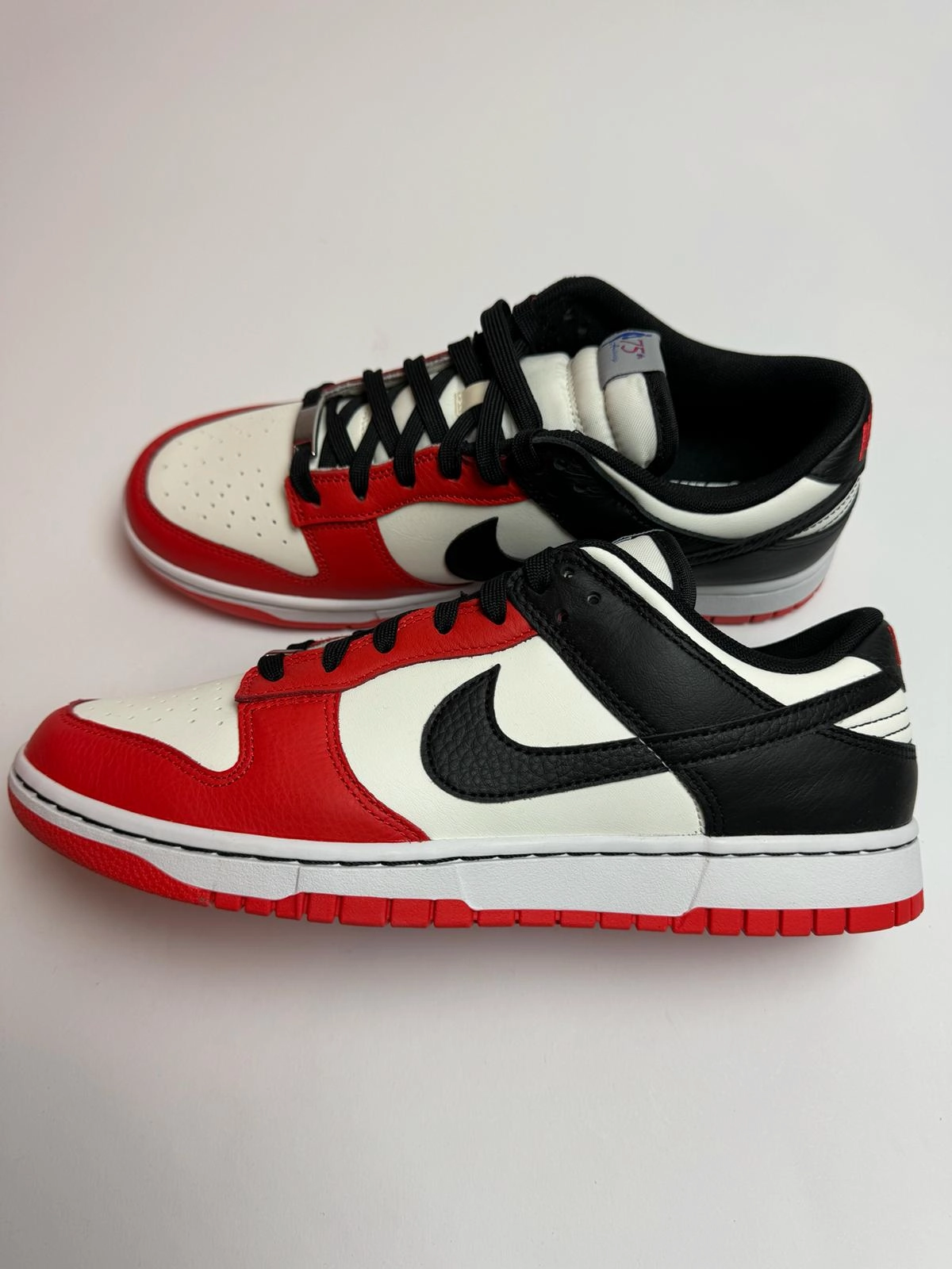 air - filled running gear daily running shoes Nike Dunk Low EMB "NBA 75th Anniversary Chicago"