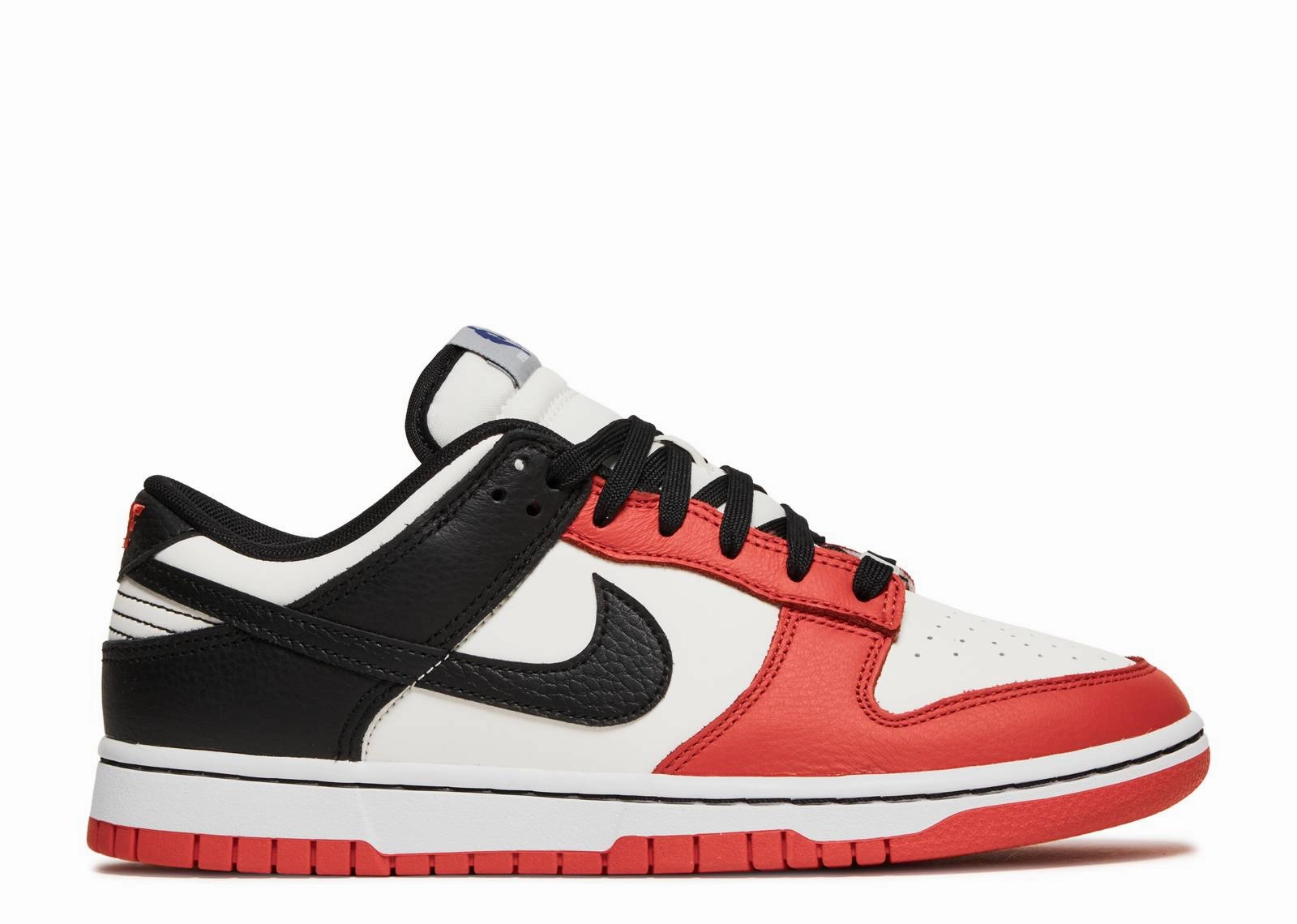 Award - winning foot - protection Nike Dunk Low EMB NBA 75th Anniversary Chicago