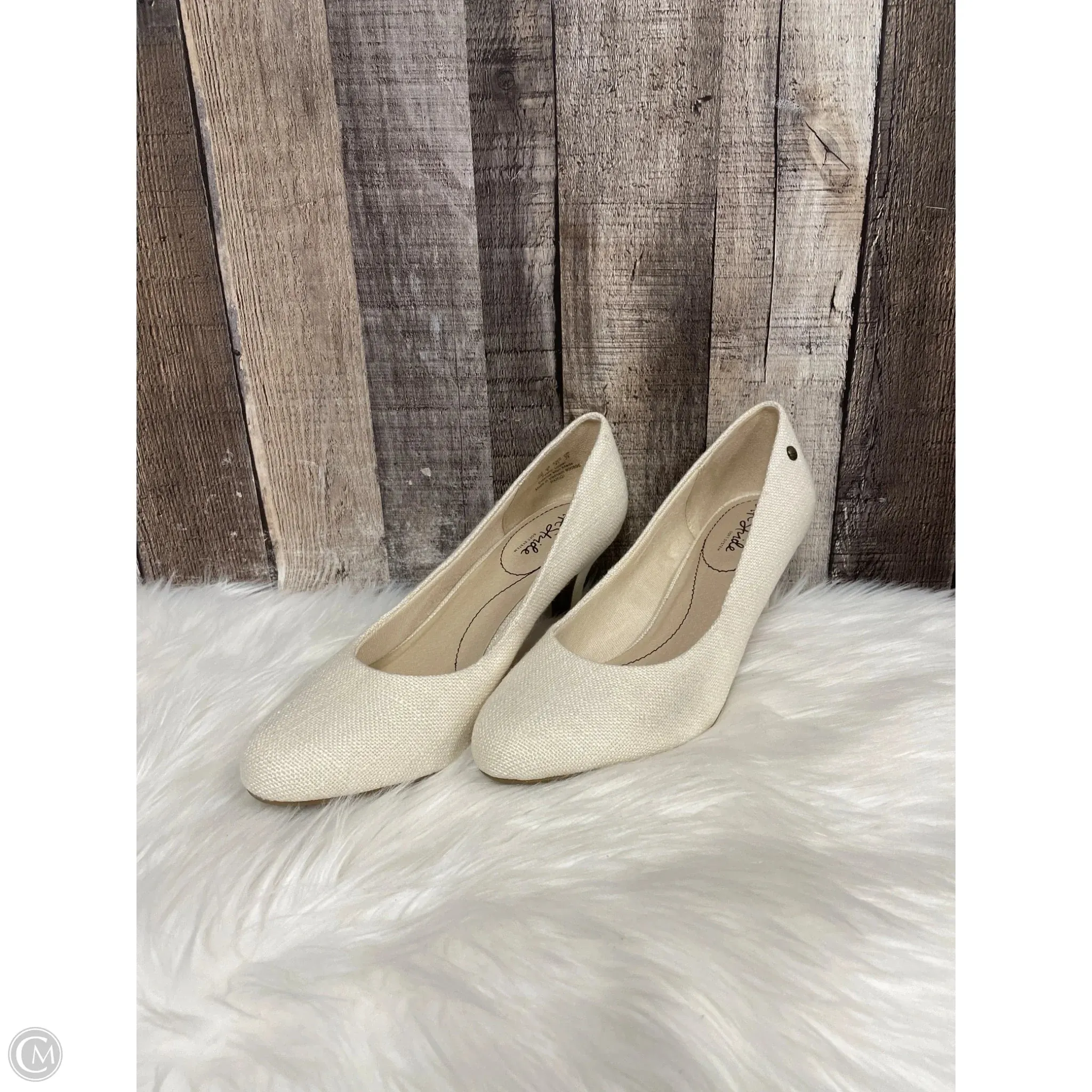 Shoes Heels Kitten By Life Stride In Beige, Size: 10