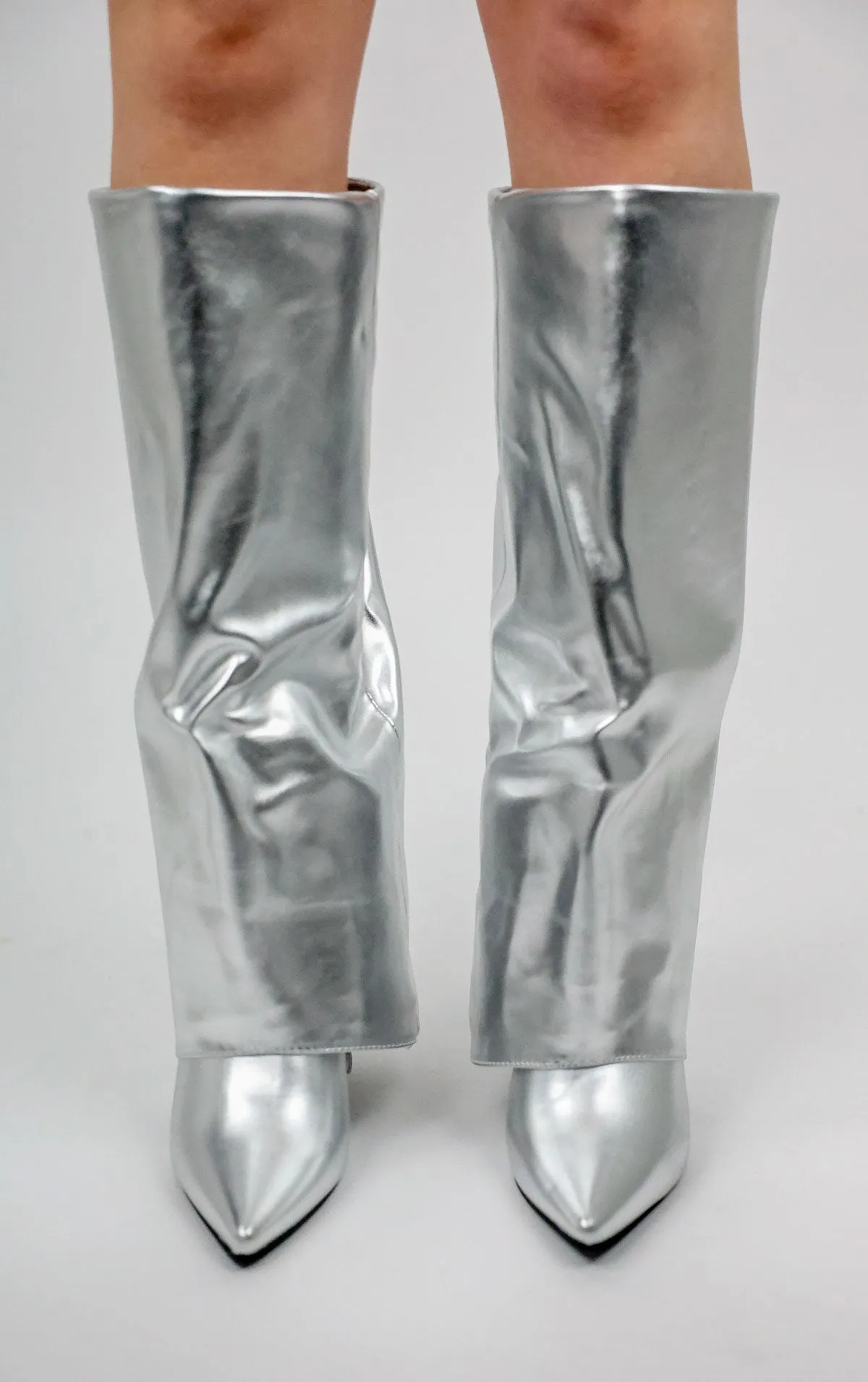 SILVER POINTED TOE KNEE HIGH FOLD OVER SHARK BOOT