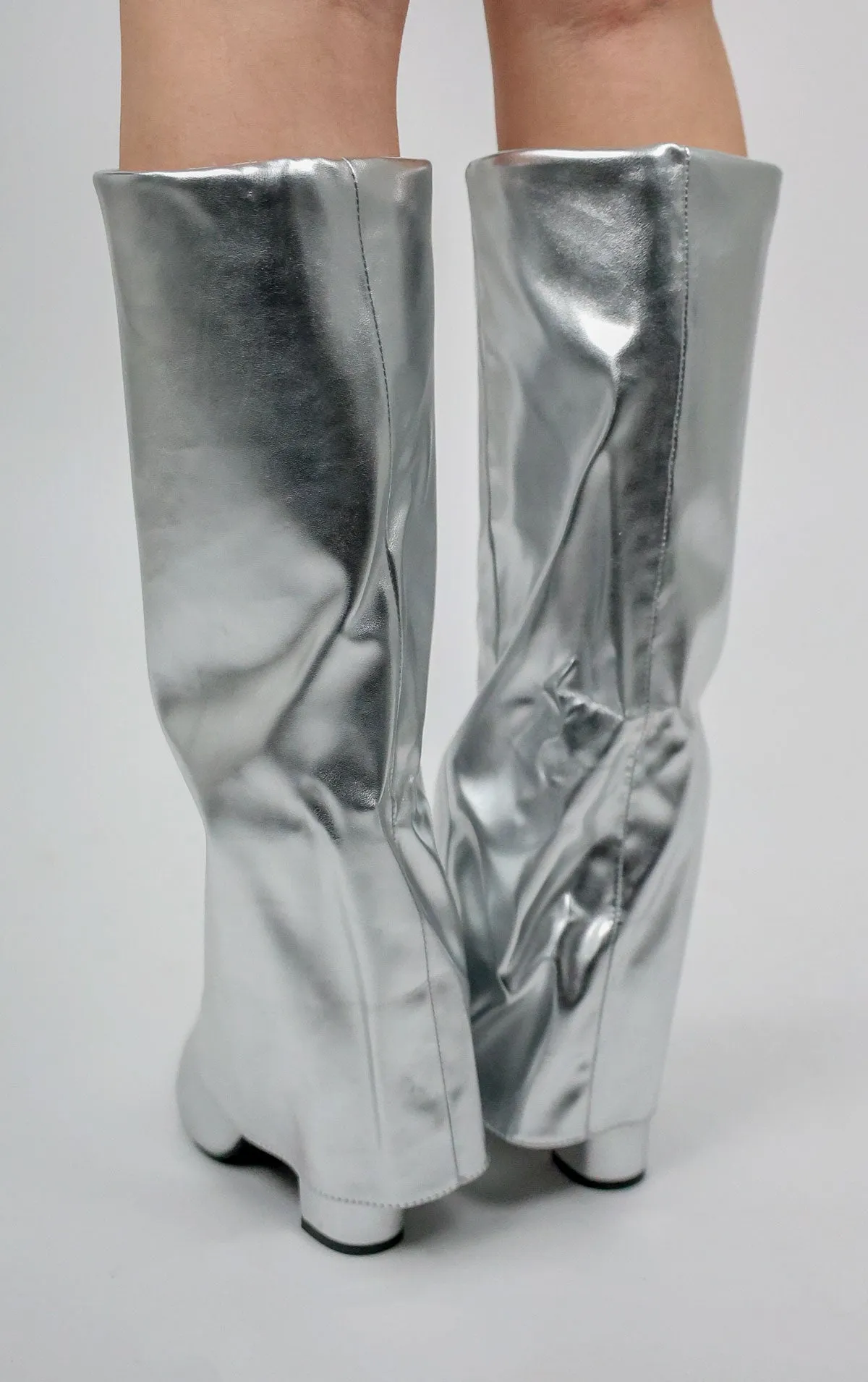 SILVER POINTED TOE KNEE HIGH FOLD OVER SHARK BOOT