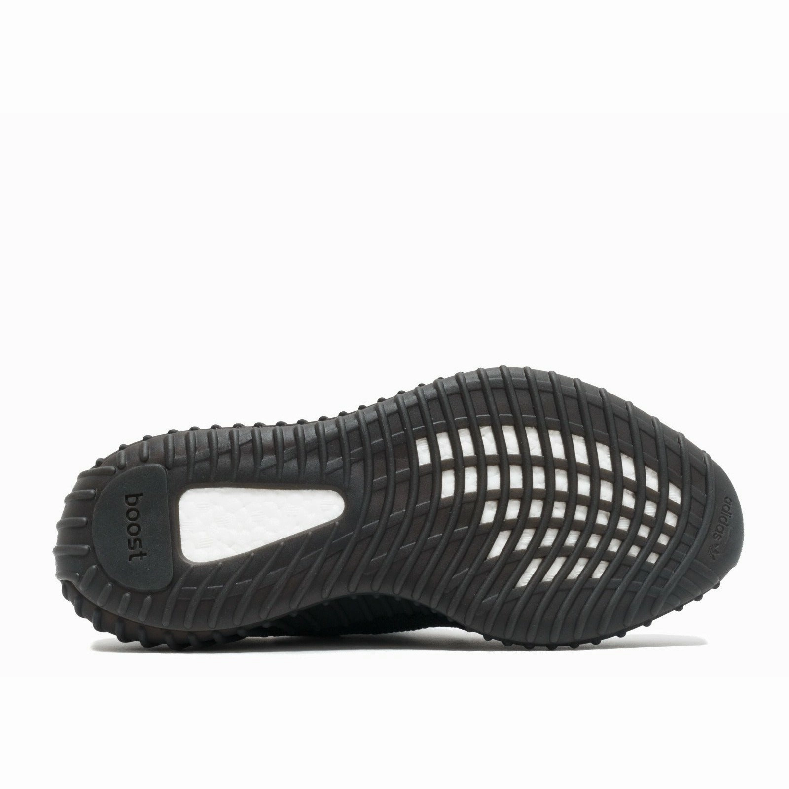 Yeezy Boost 350 V2 "Bred" (2017/2020) Chic Look Pure Motion