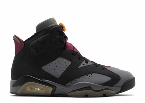 Jordan 6 Retro Bordeaux sporty sneakers