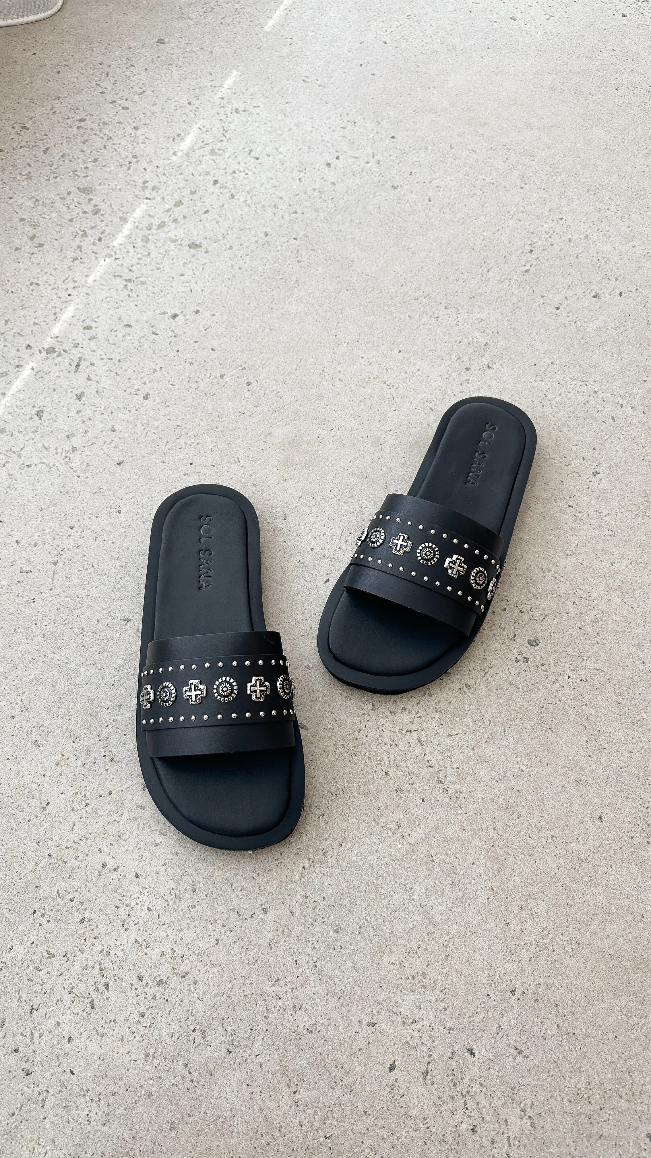 Sol Sana Cleo Slide - Black / Silver