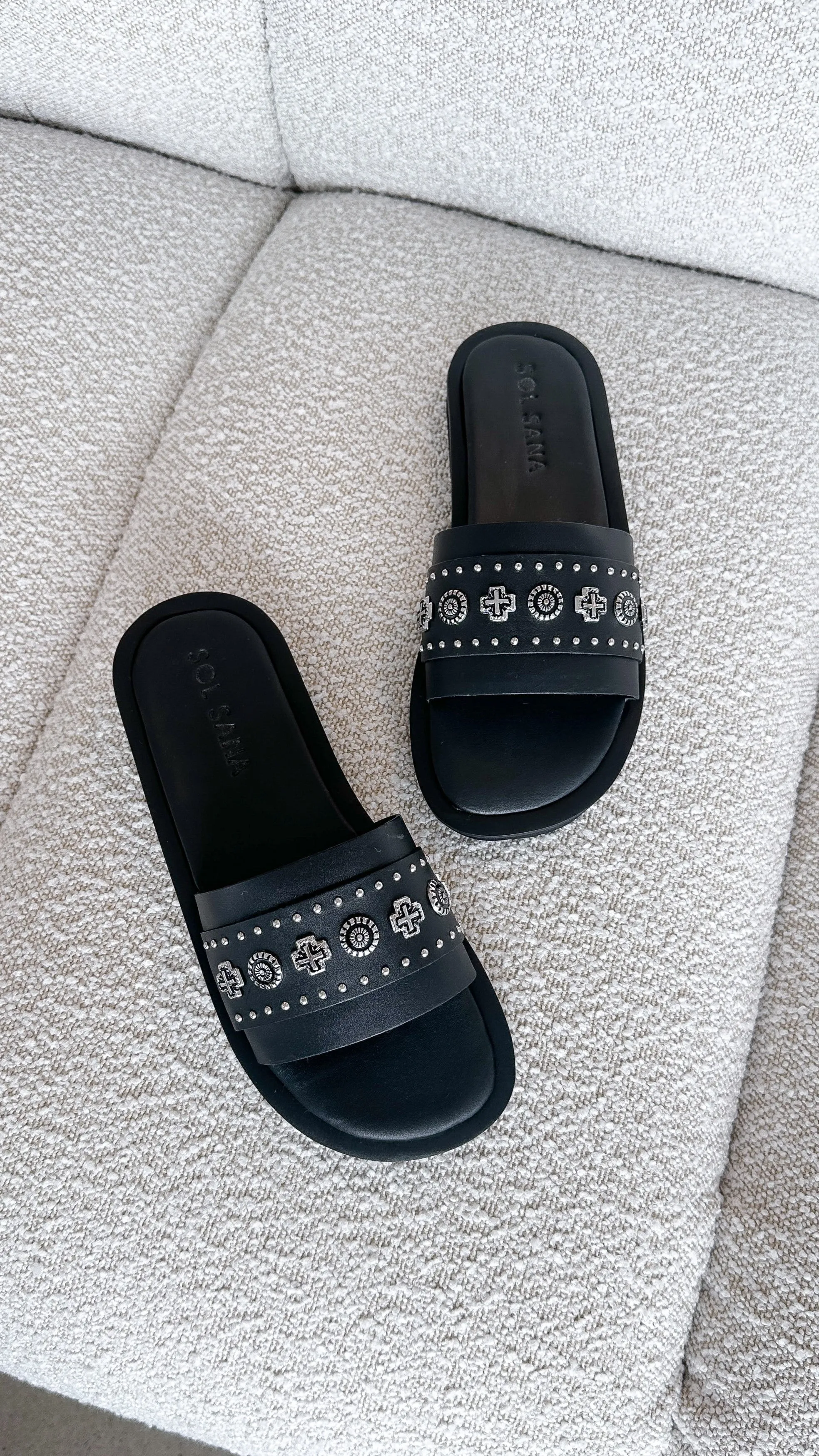 Sol Sana Cleo Slide - Black / Silver