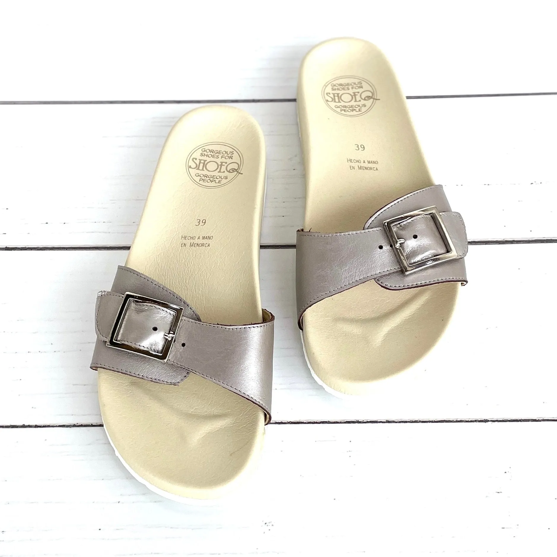 Sophia Slide in Platinum