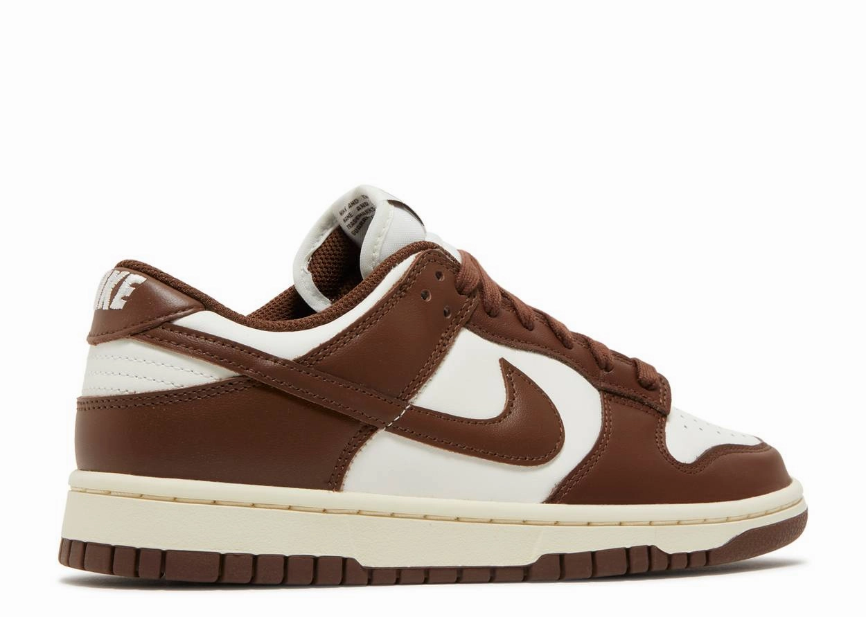 Dunk Low "Cacao Wow" (Wmns) unmatched - running