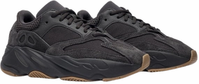 YZY 700 Utility Black Cushioned Footbed