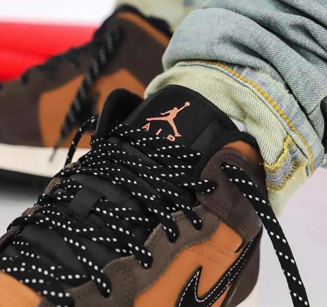 Jordan 1 Mid SE Dark Chocolate Sleek Edge Secure Lace Loops