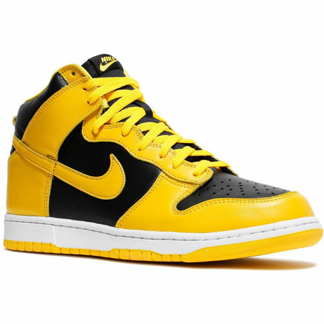 Stable Cushion weekend shoes Dunk High "Varsity Maize" (2020)