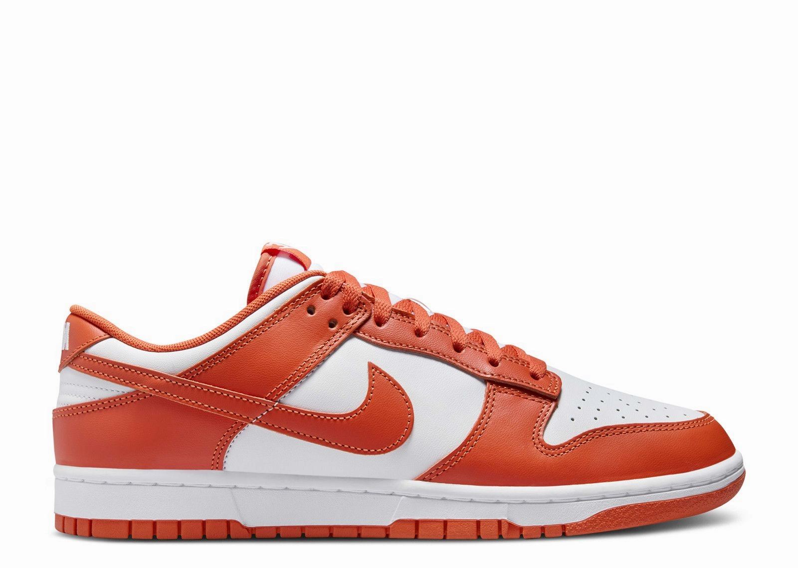 fluorescent running shoes mid - performance shoes Nike Dunk Low "Cosmic Clay" (Myrtle Beach Location)