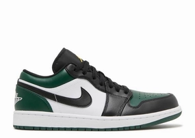 Street Vibe Short Walks Air Jordan 1 Low "Green Toe" (Wilmington Location)