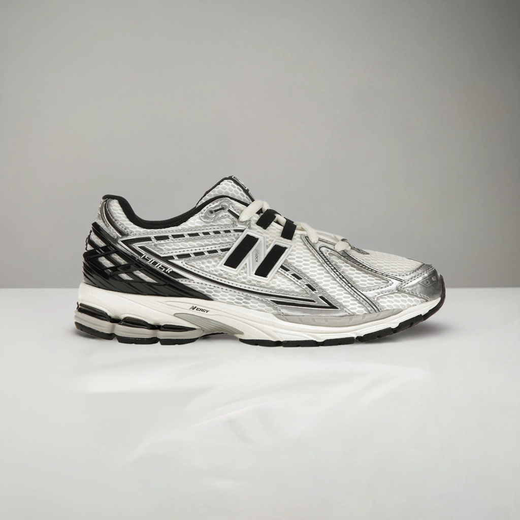 New Balance 1906RSilver Black Classic Fit