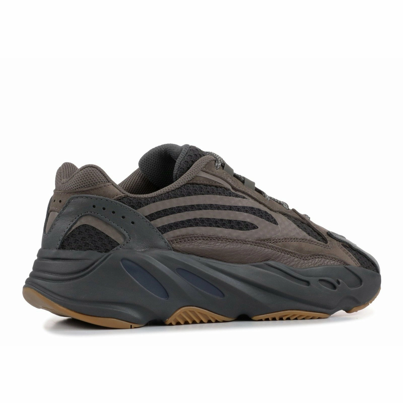 Fashionable Look Tide Hike Yeezy Boost 700 V2 "Geode" (2019)