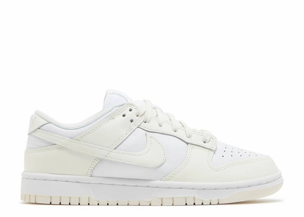 strength - training running shoes Nike Dunk Low Coconut Milk (W)