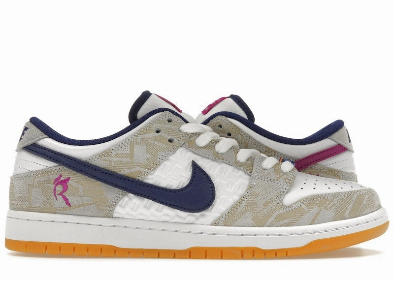 Nike SB Dunk Low Rayssa Leal men's shoe style maintain balance