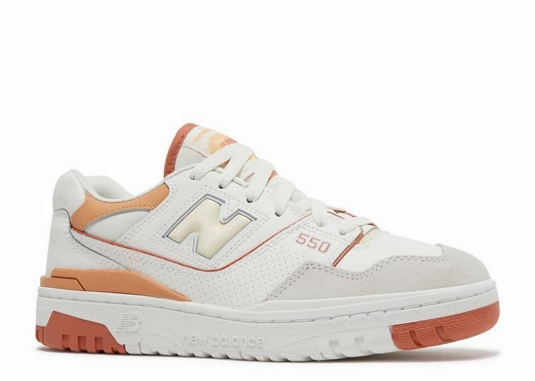 Versatile New Balance 550 Au Lait (W)