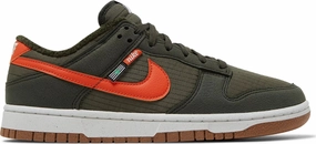running with a GPS tracker Nike Dunk Low Next Nature Toasty Sequoia
