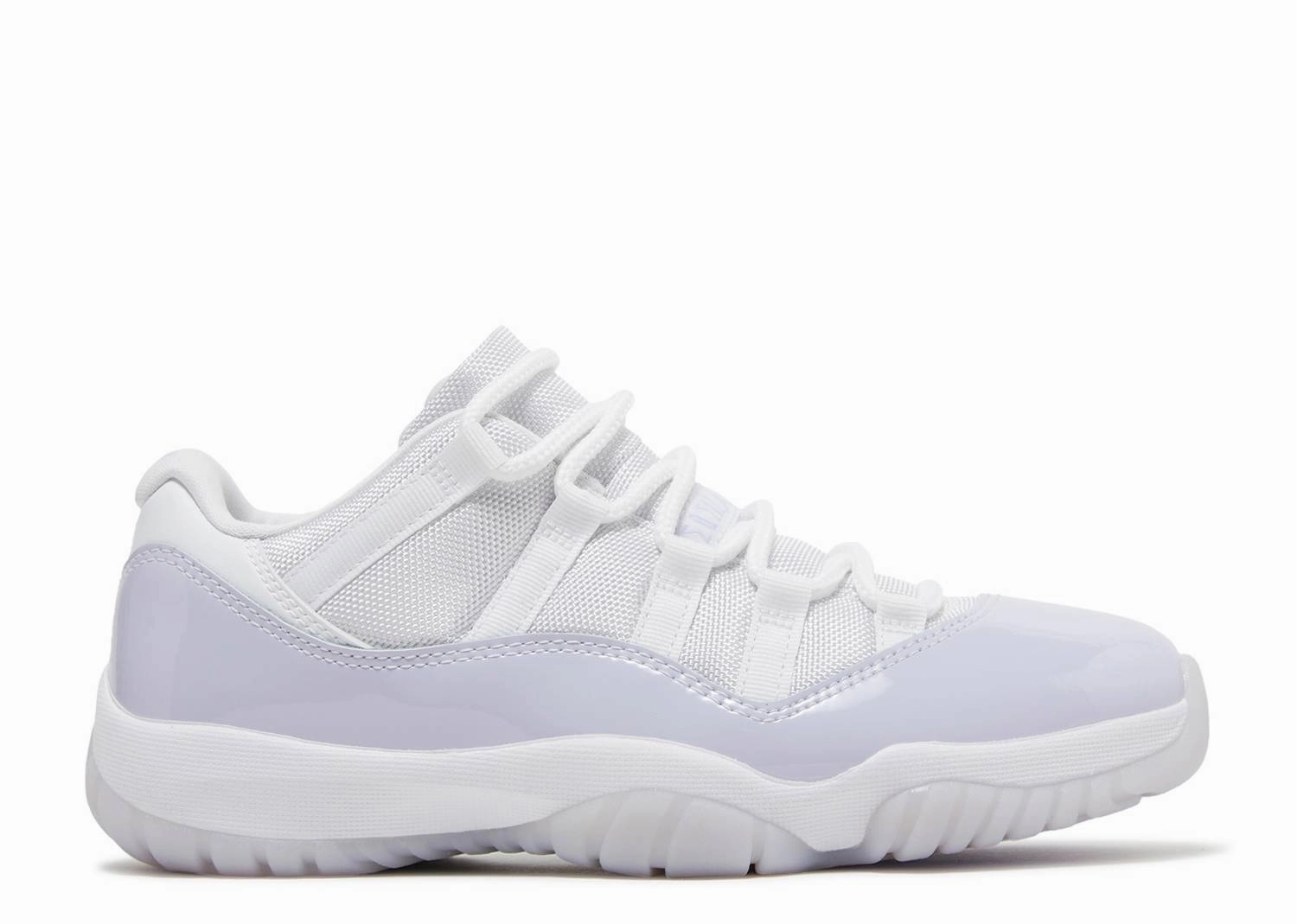 Wmns Air Jordan 11 Retro Low "Pure Violet" (Myrtle Beach Location) group running marathon shoes