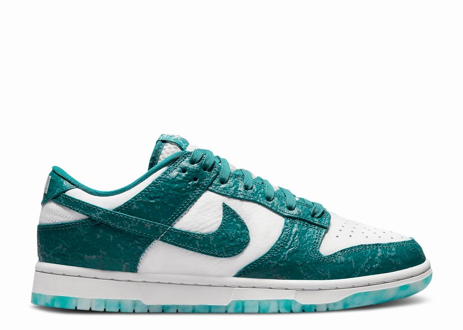 Wmns Nike Dunk Low "Ocean" (Myrtle Beach Location) herringbone outsole shoes