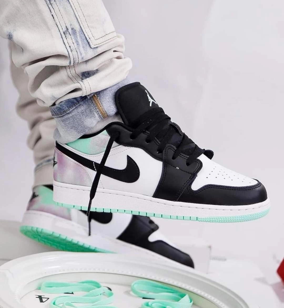 Jordan 1 LowTie-Dye Foot Style Fashion Base