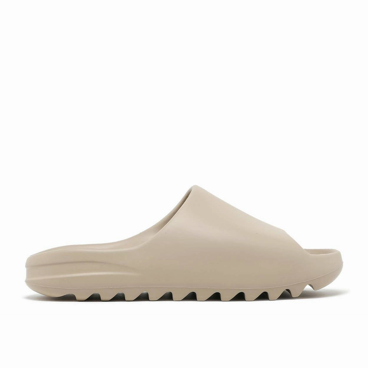 Yeezy Slide "Pure" (2022) Campus Look