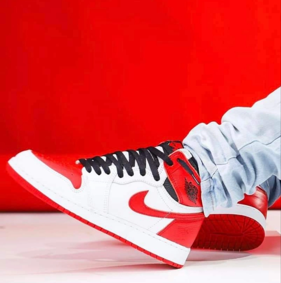 Jordan 1 Retro High OG Heritage Leather Upper Jogging