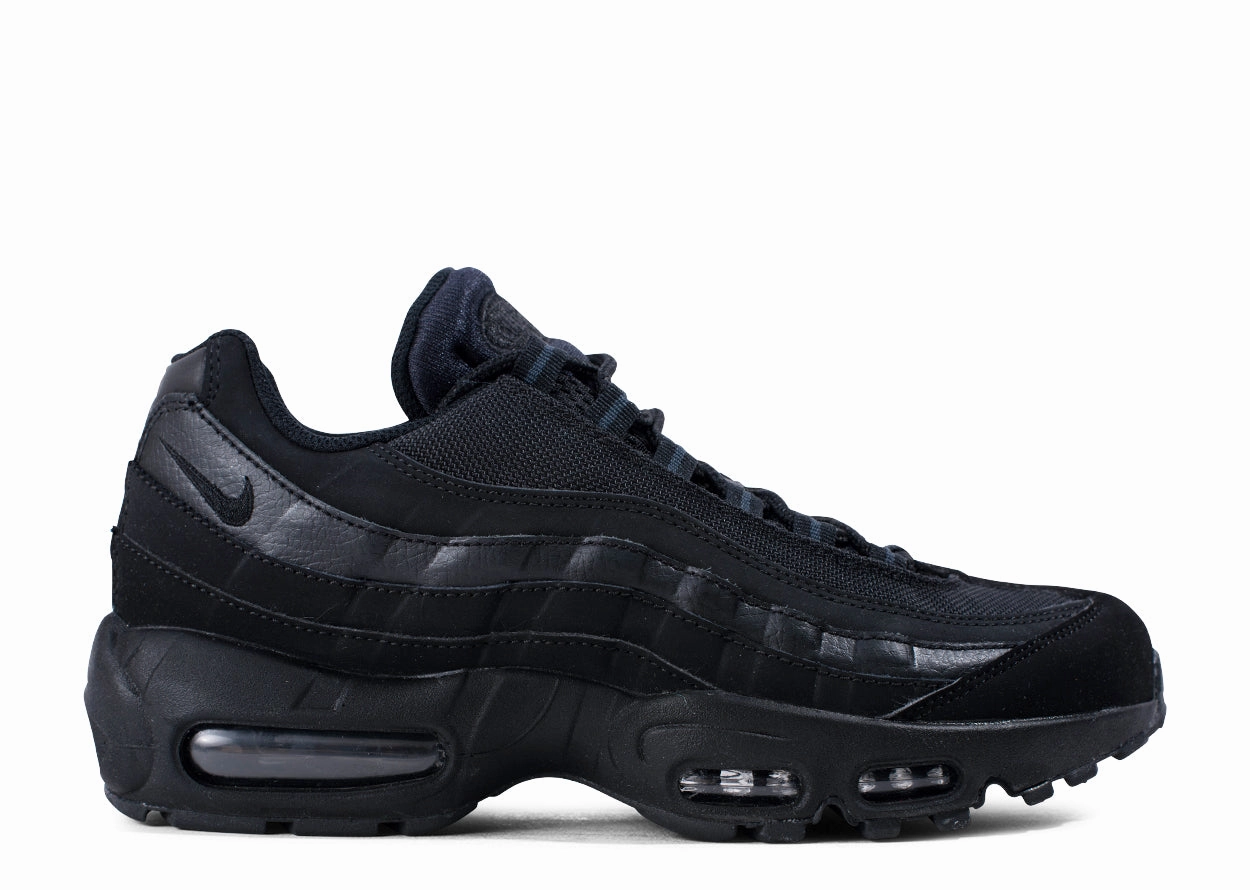 SoftMaterial Energy Returning Midsole Air Max 95 Triple Black (2016)