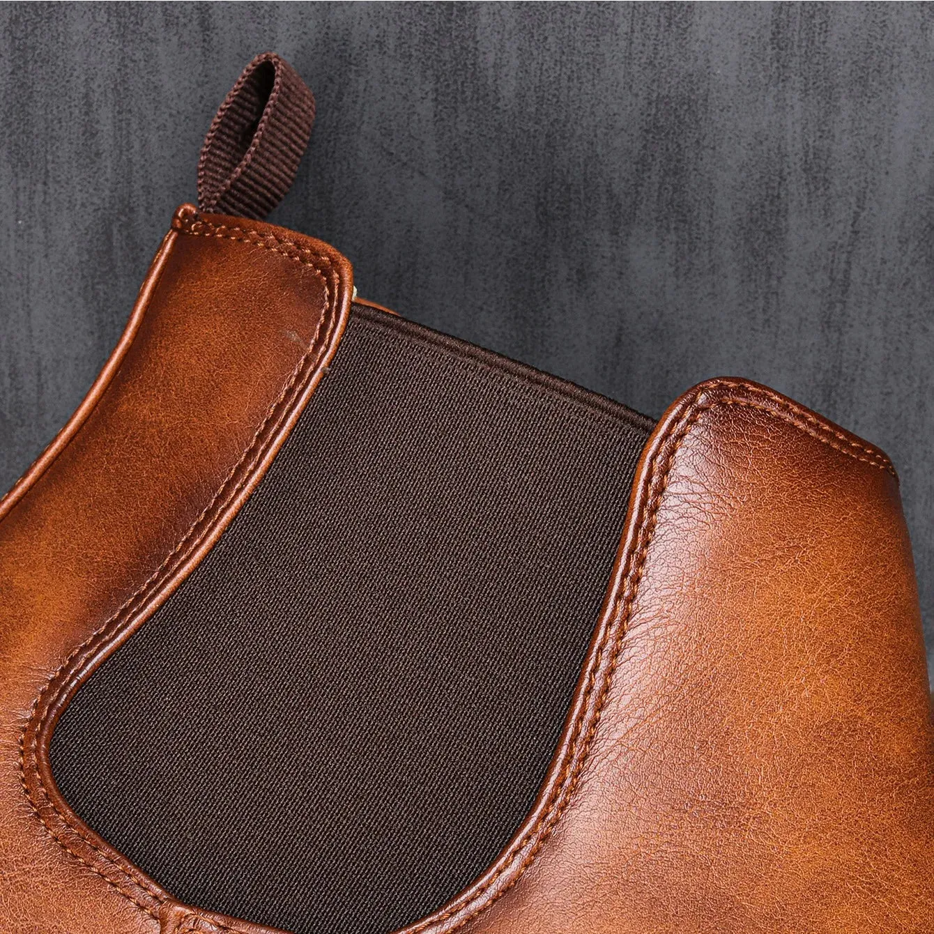 Wayne™ | Timeless Chelsea boots