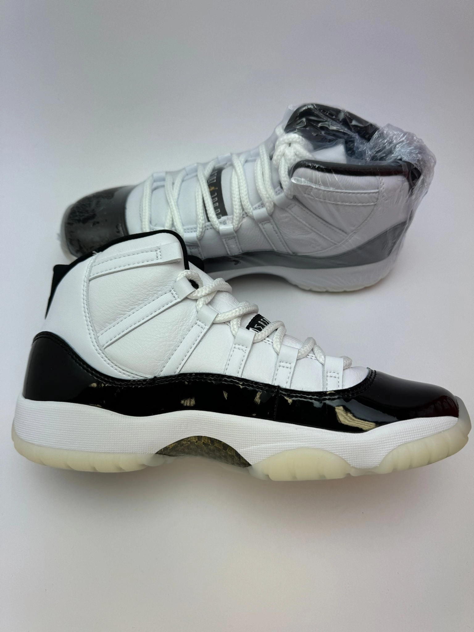 handball shoes treadmill - runner Air Jordan 11 Retro "DMP Gratitude"