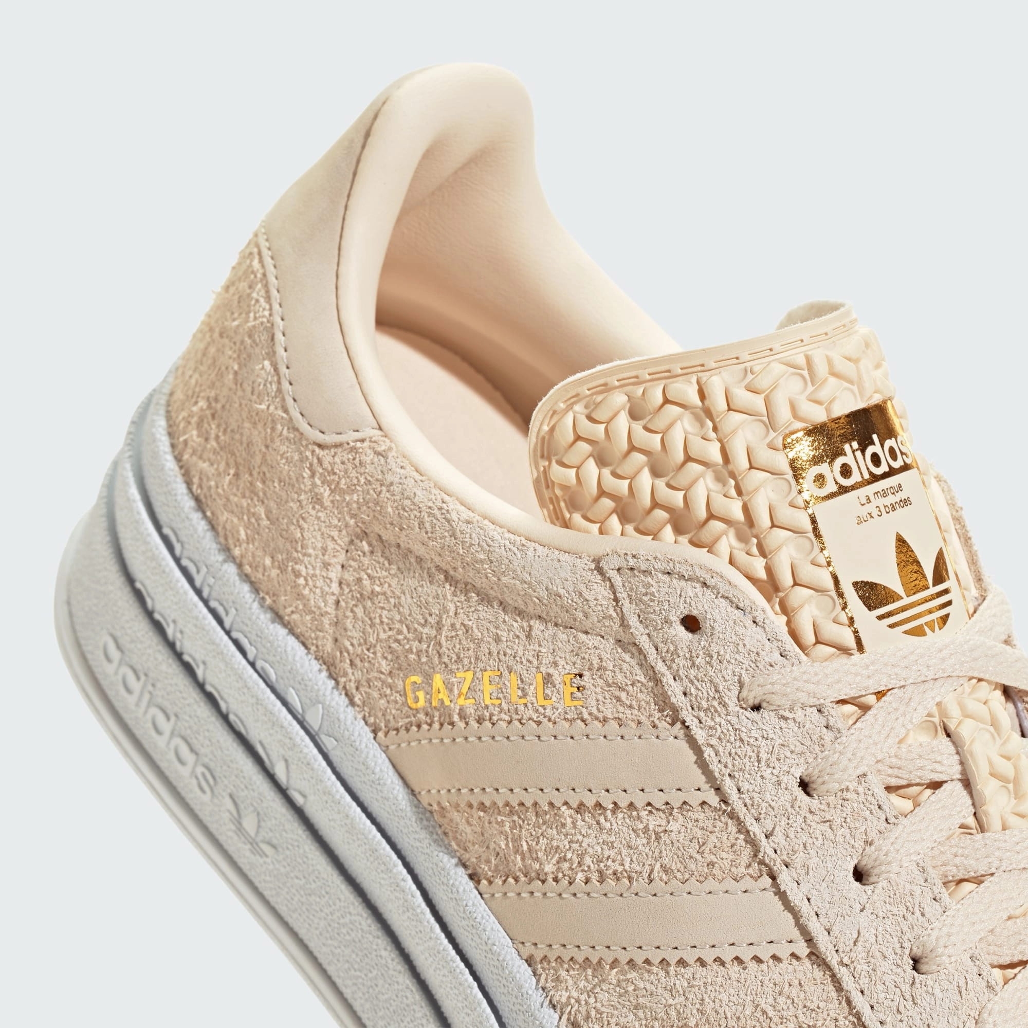 ZAPATILLA ADIDAS ORIGINALS GAZELLE BOLD LaceUp Weekend Trips