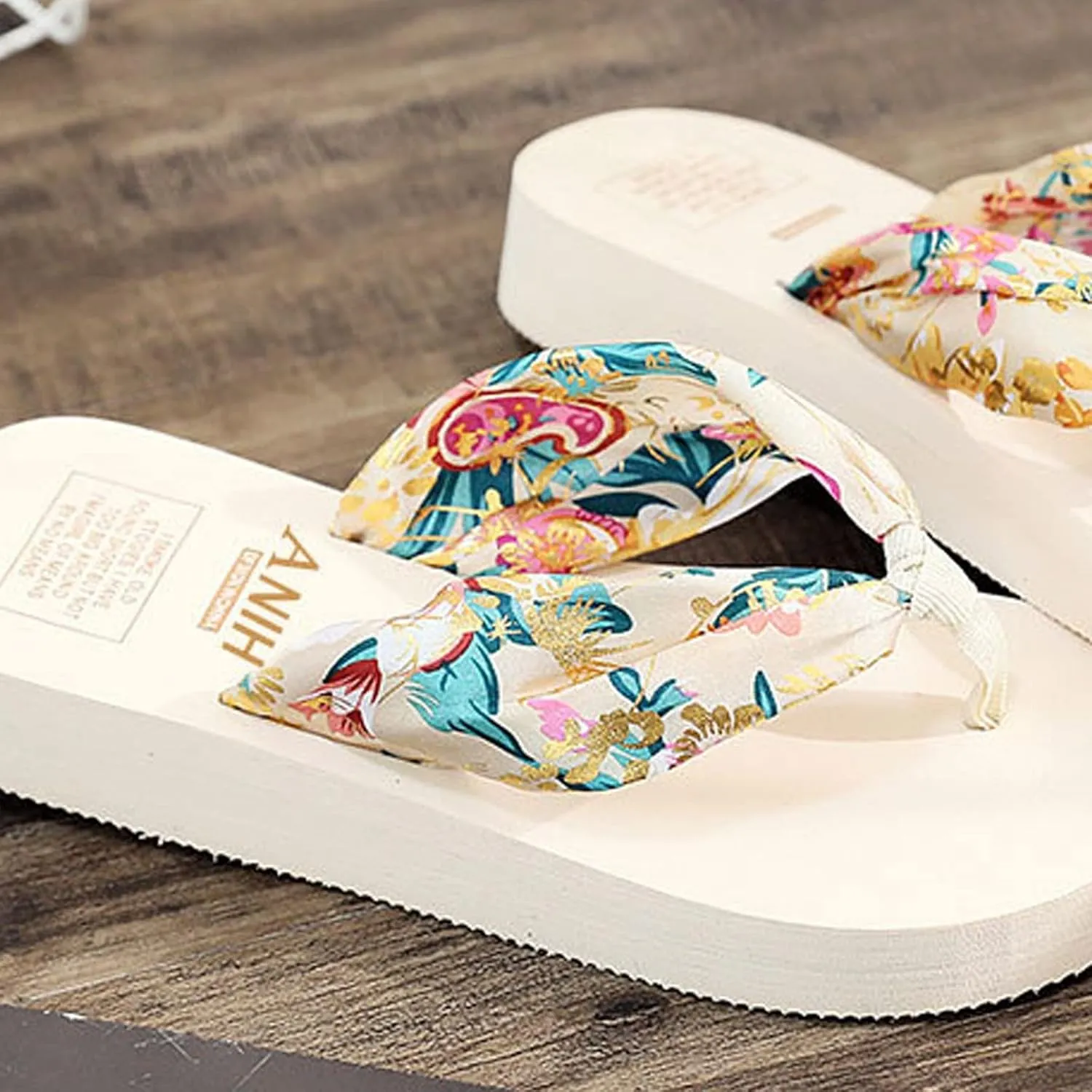 Women Flip Flops Women's Non-Slip Casual Arch Support Flip Flops Sandals Comfort Beach Thong Sandals Indoor Outdoor