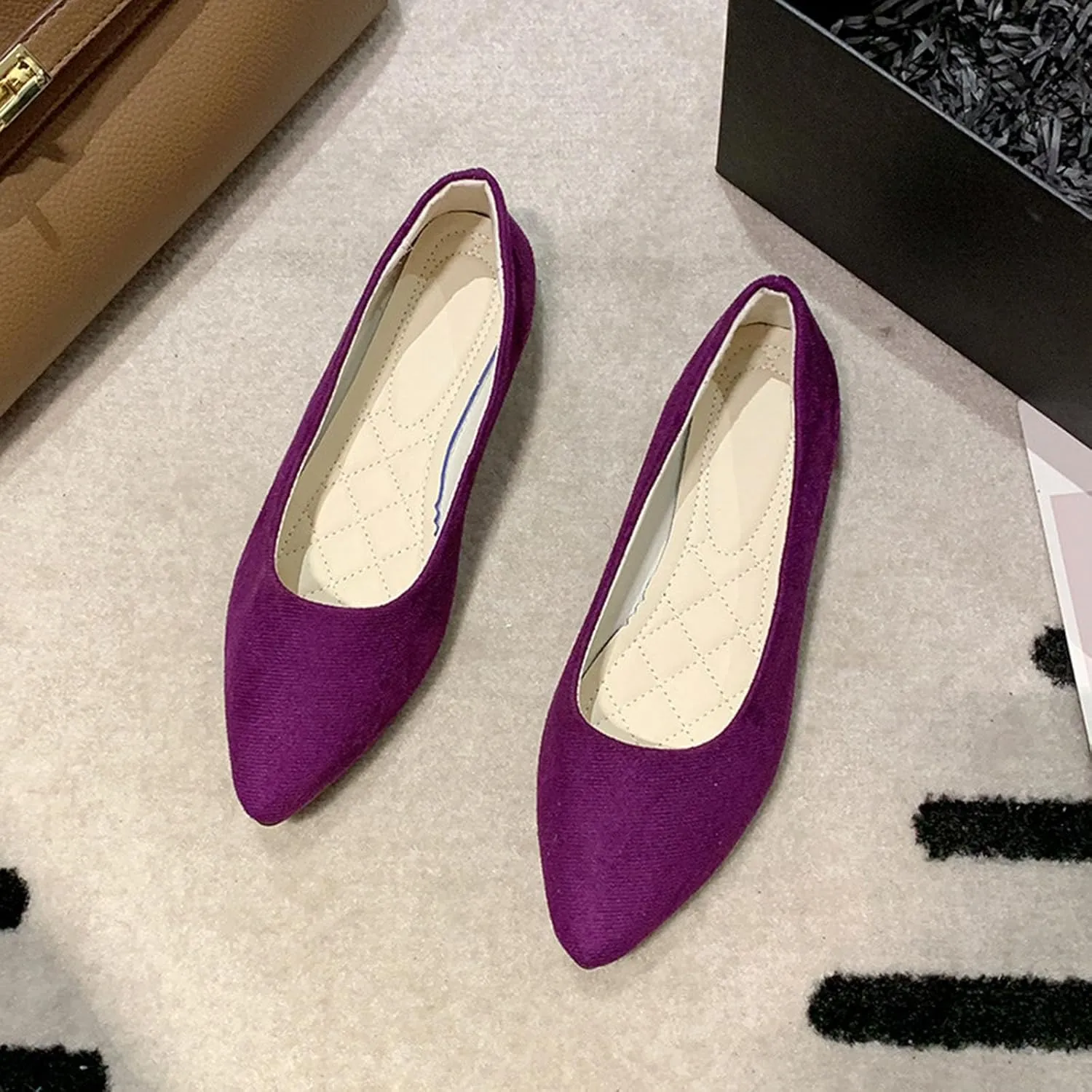 Womens Black Flats Shoes Comfortable Suede Pointed Toe Slip On Casual Ballet Flats Dress Elegant Shoes Nude Flats