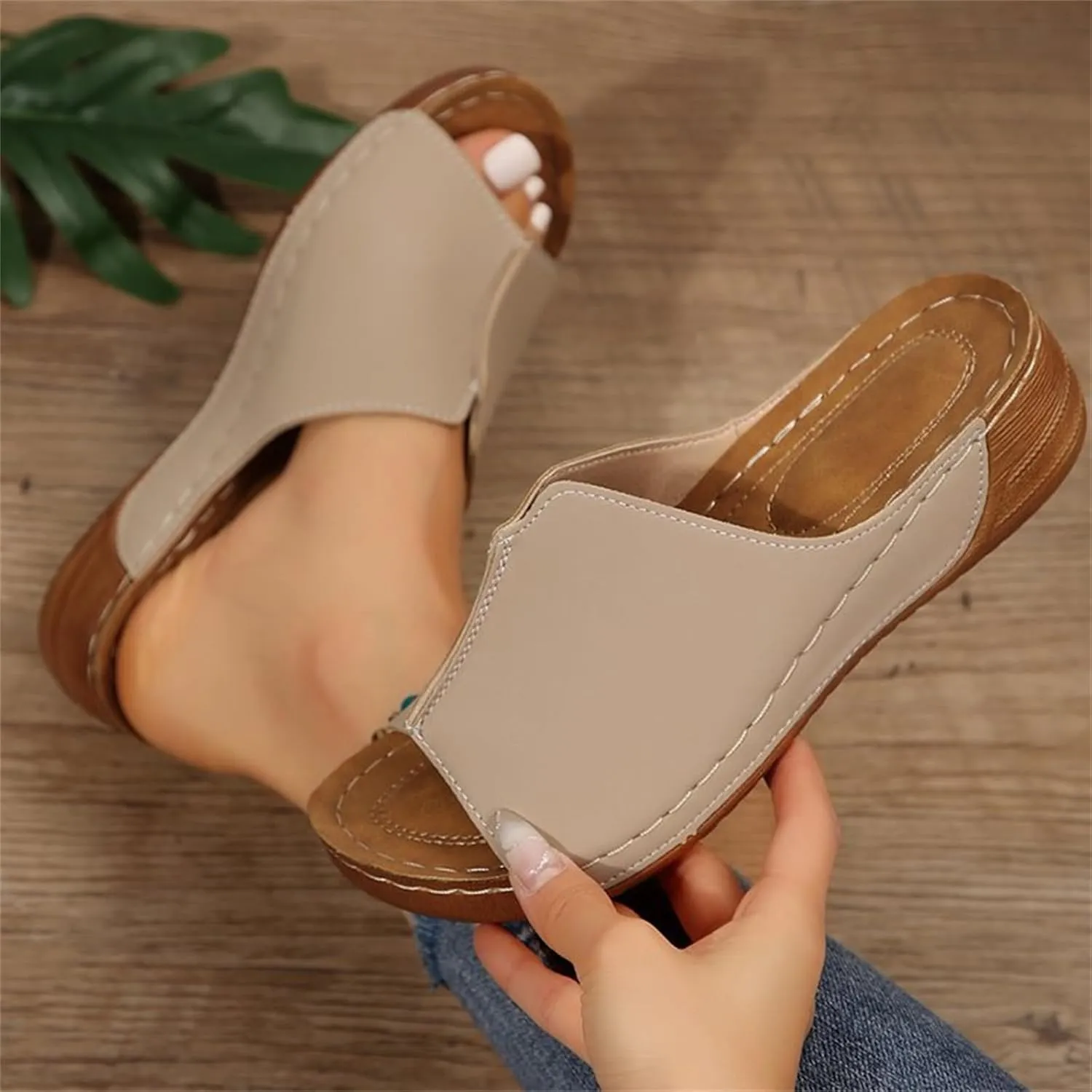 Women's Sandals Comfortable Cute Arch Support Orthotic Flip Flops Walking Dressy Summer Beach Orthopedic Slippers