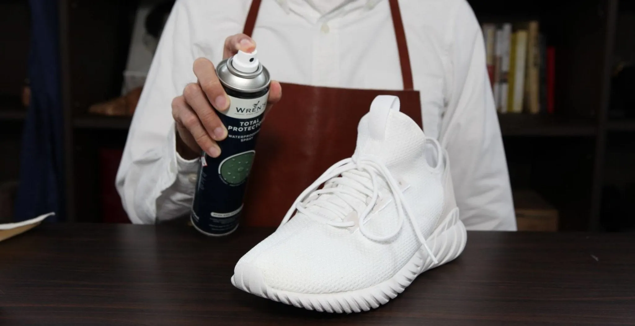 Wren's Total Protector - Invisible Leather Waterproofing Spray, 300ml