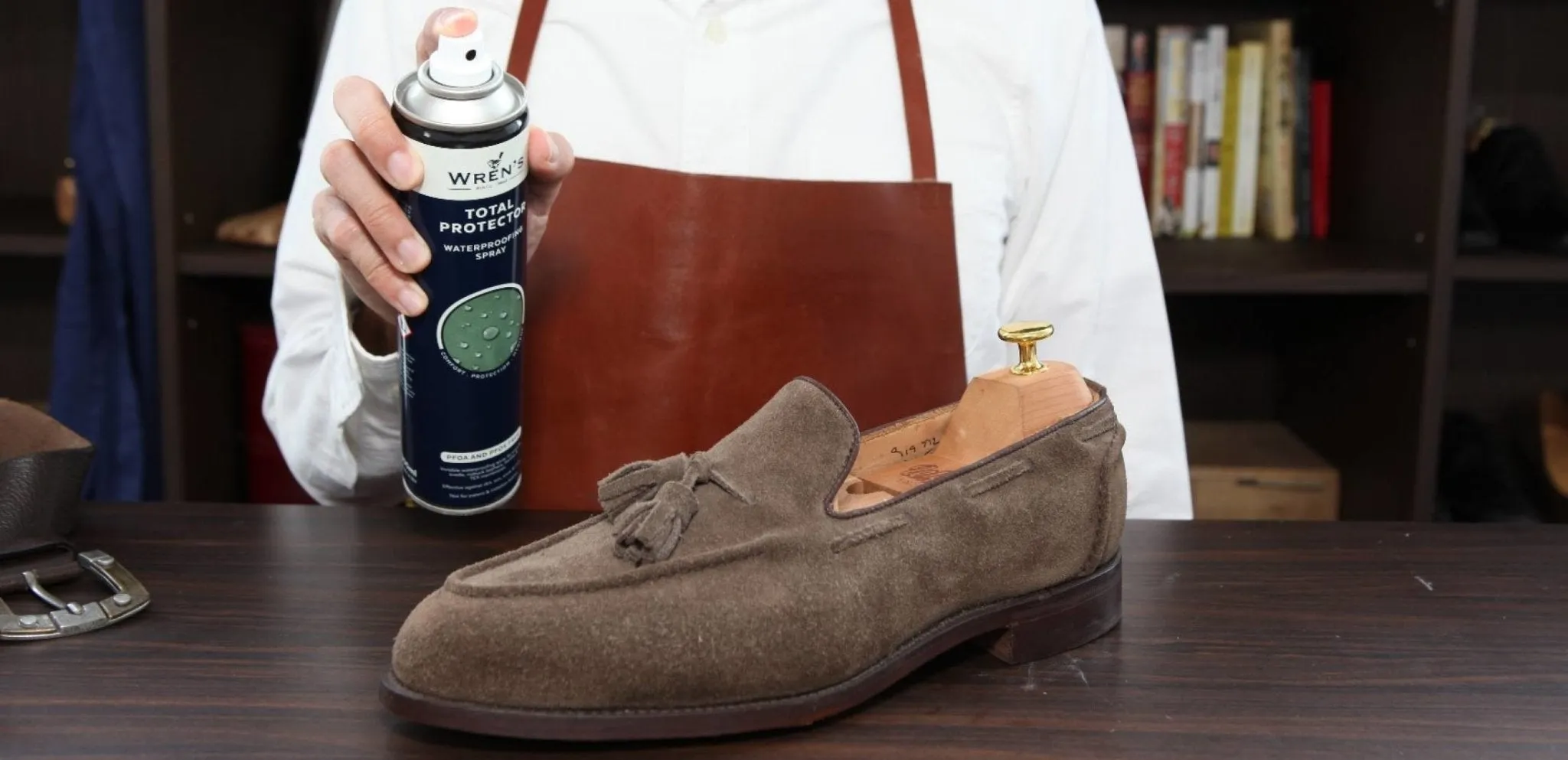 Wren's Total Protector - Invisible Leather Waterproofing Spray, 300ml