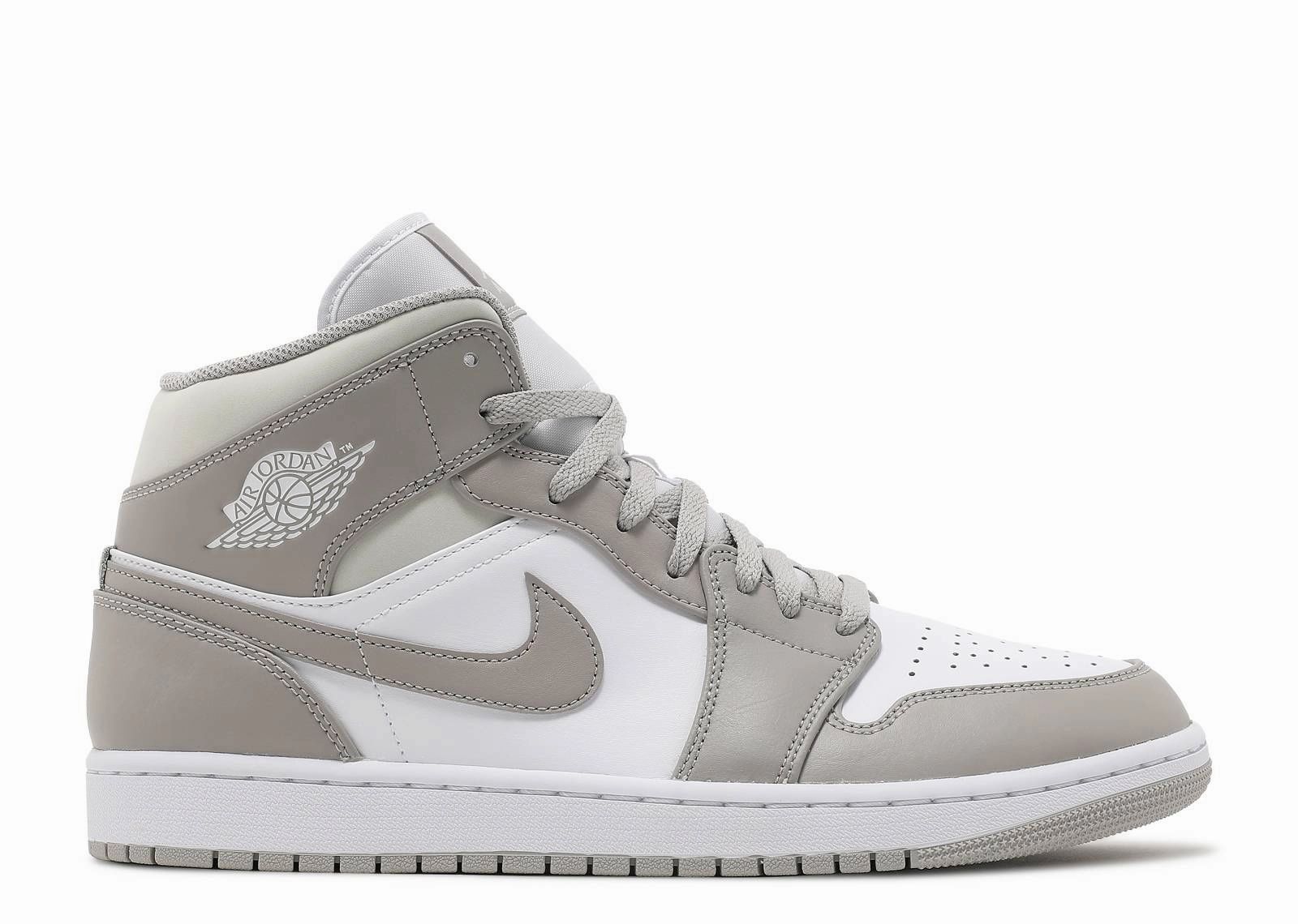 running in a fumarole area shoes Jordan 1 Mid Linen