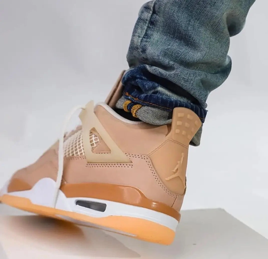 Fit Everyday All Ground Jordan 4 Retro Shimmer